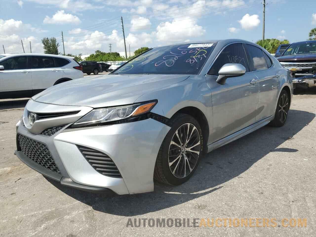 4T1B11HKXKU758260 TOYOTA CAMRY 2019