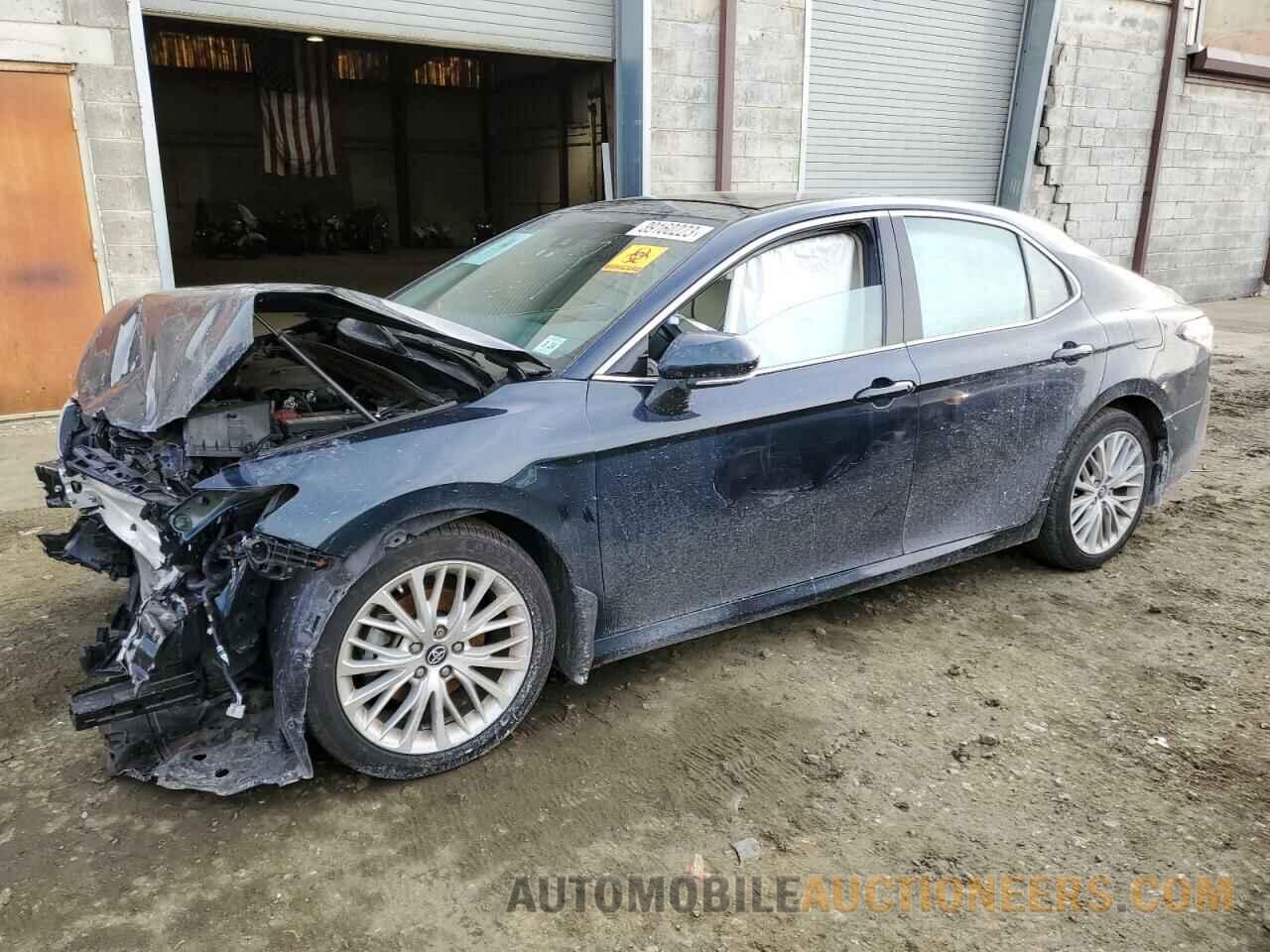 4T1B11HKXKU759215 TOYOTA CAMRY 2019