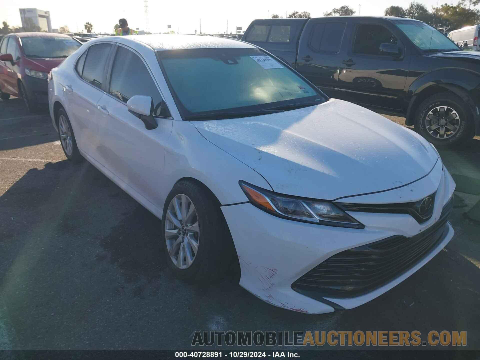 4T1B11HKXKU769114 TOYOTA CAMRY 2019