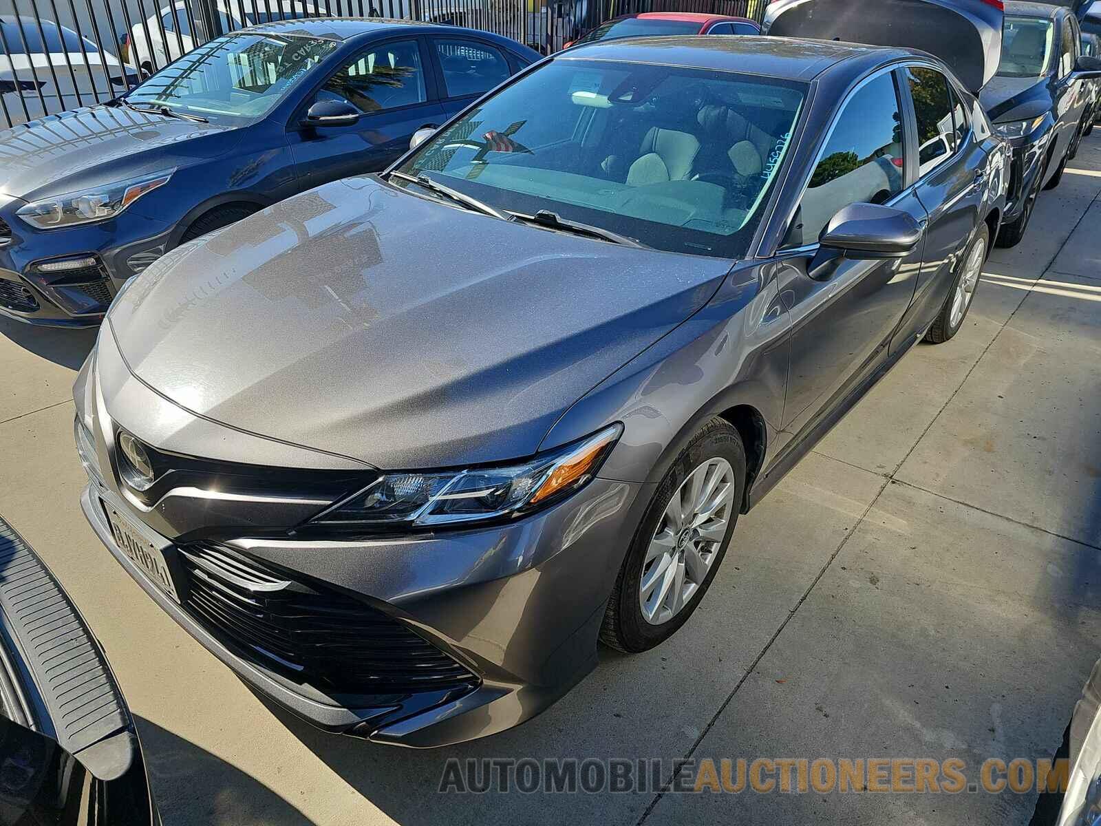 4T1B11HKXKU779223 Toyota Camry 2019