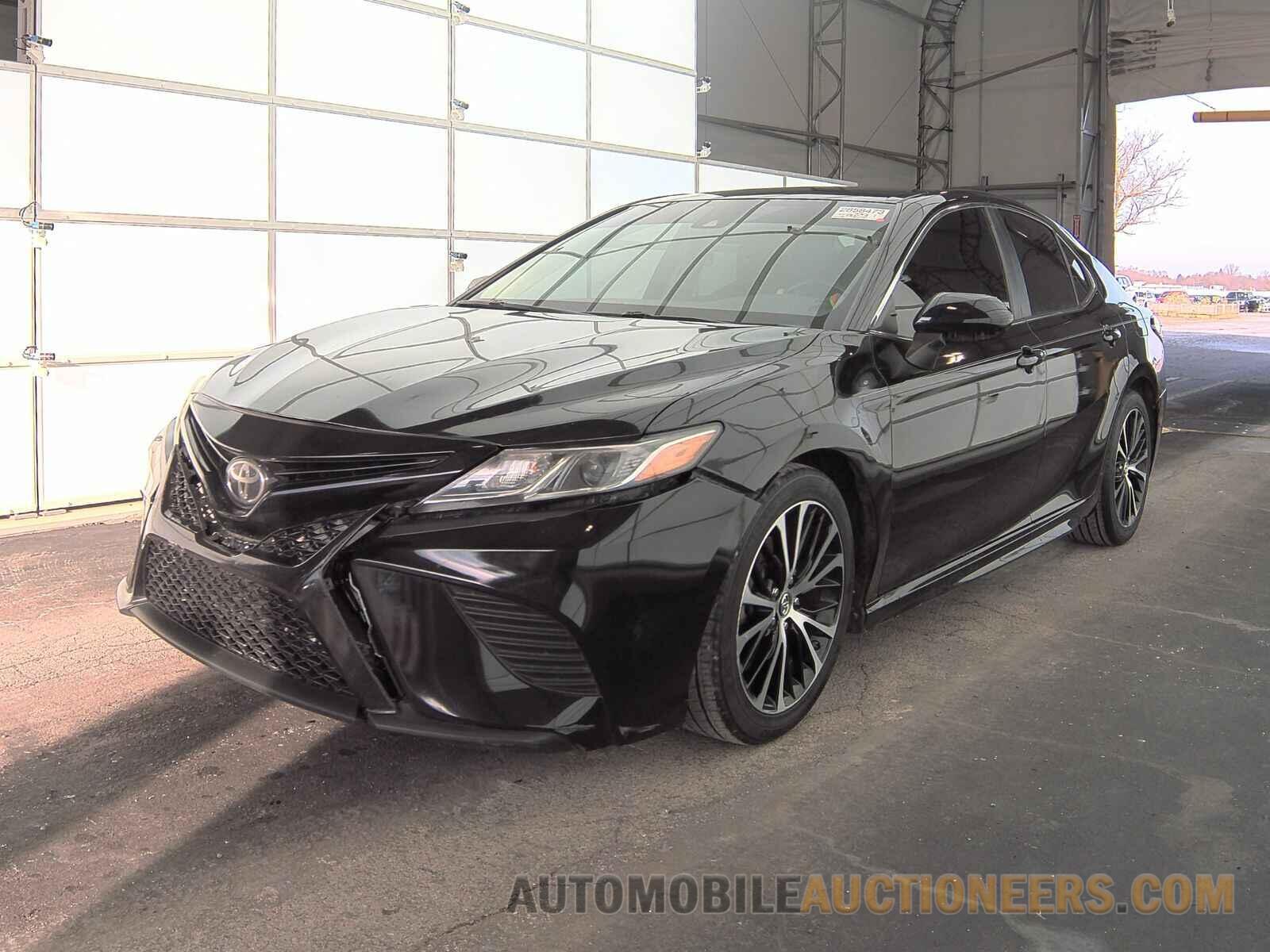 4T1B11HKXKU795020 Toyota Camry 2019