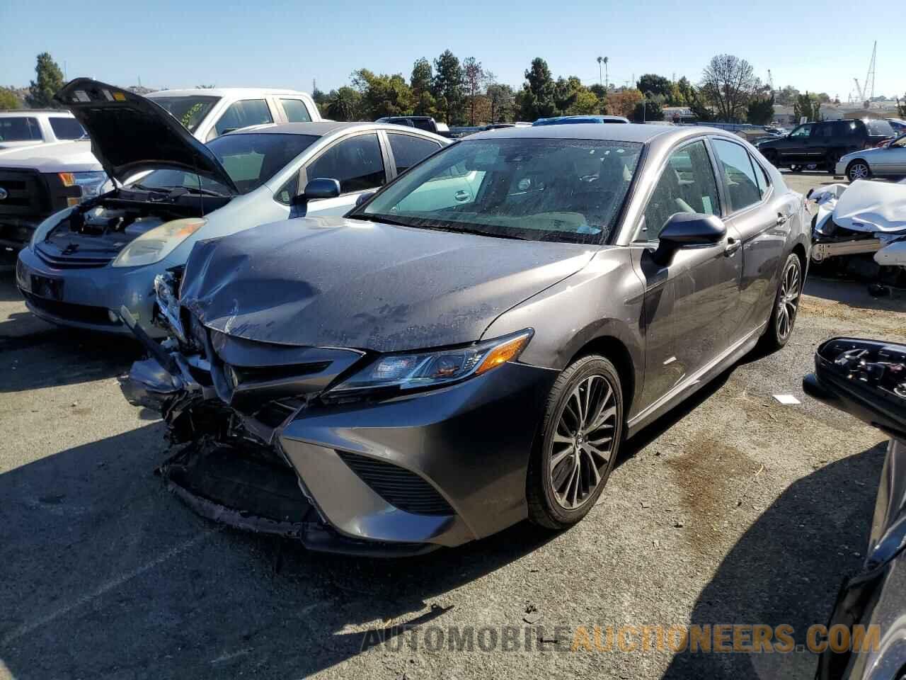 4T1B11HKXKU800197 TOYOTA CAMRY 2019