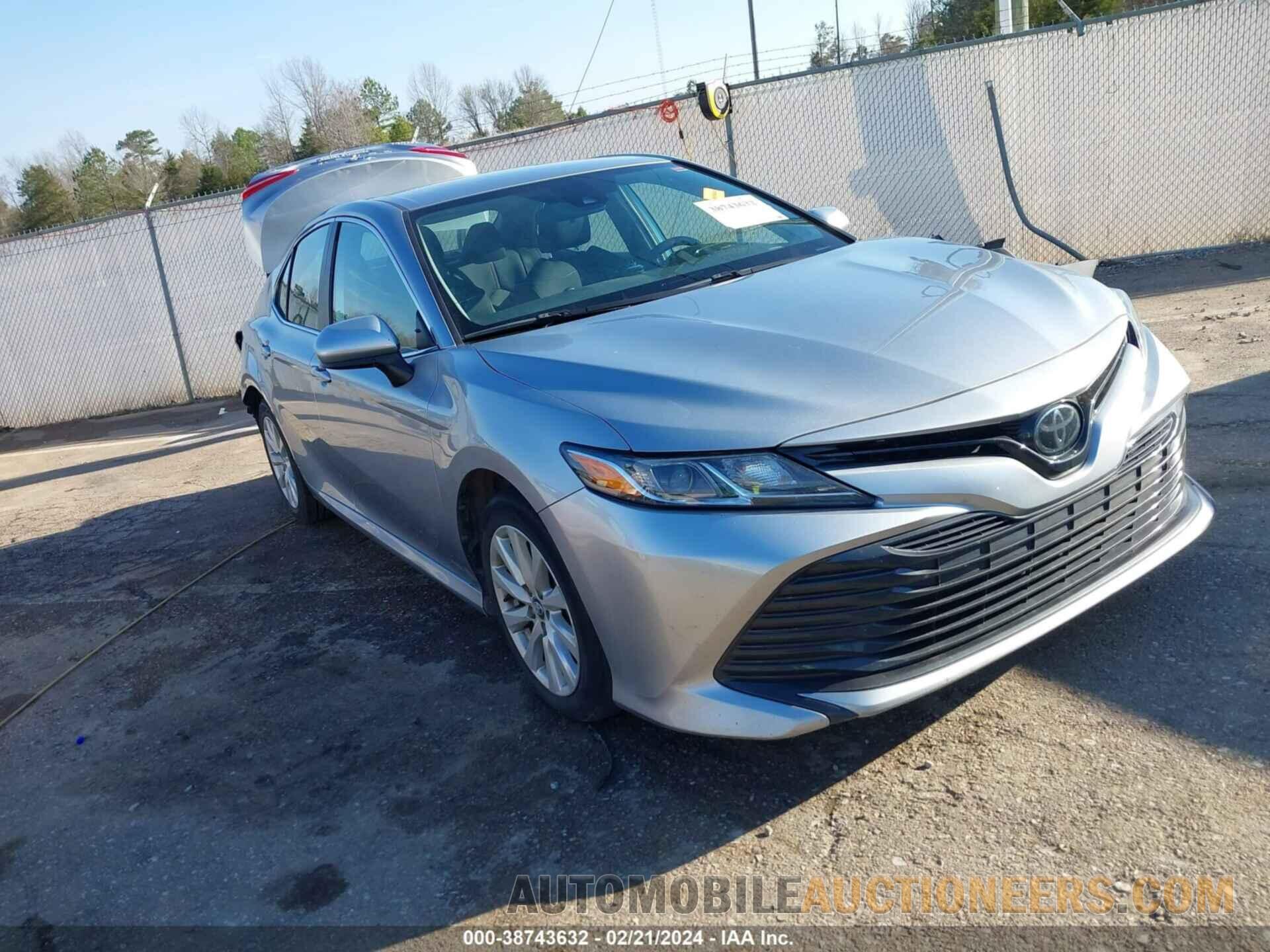 4T1B11HKXKU801141 TOYOTA CAMRY 2019