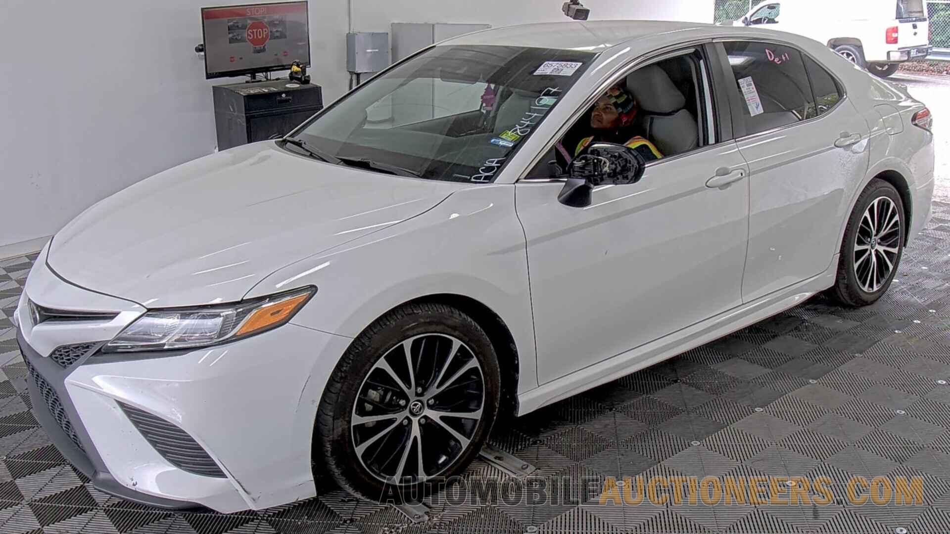 4T1B11HKXKU844197 Toyota Camry 2019