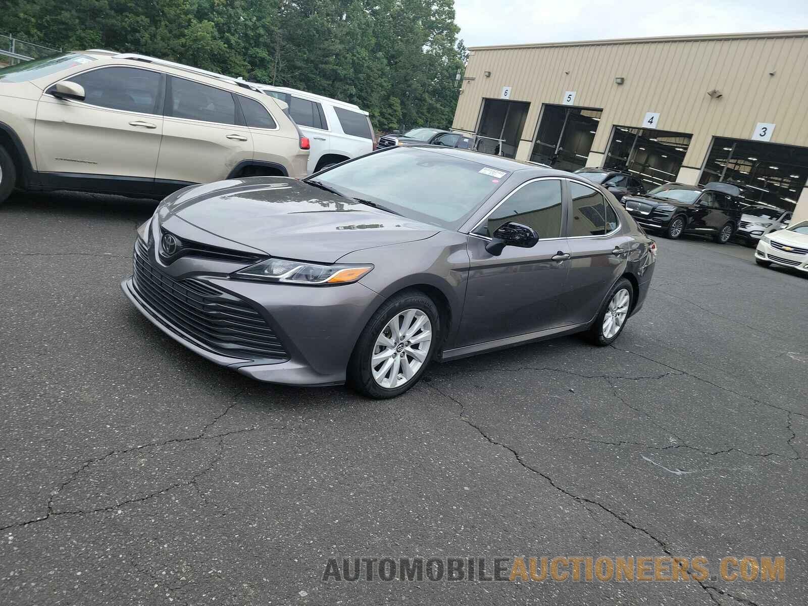 4T1B11HKXKU846368 Toyota Camry 2019