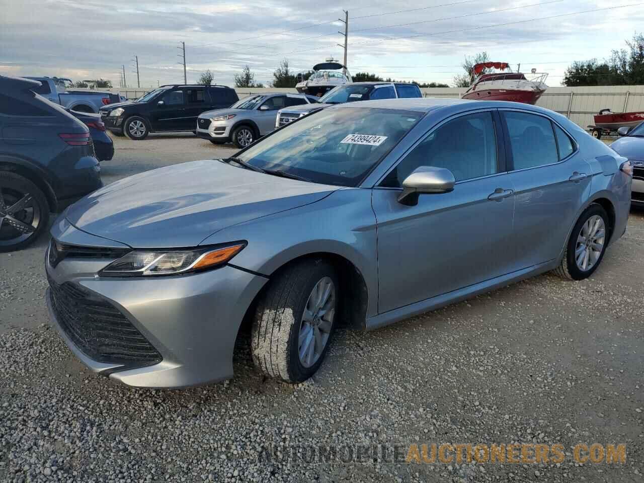 4T1B11HKXKU849707 TOYOTA CAMRY 2019