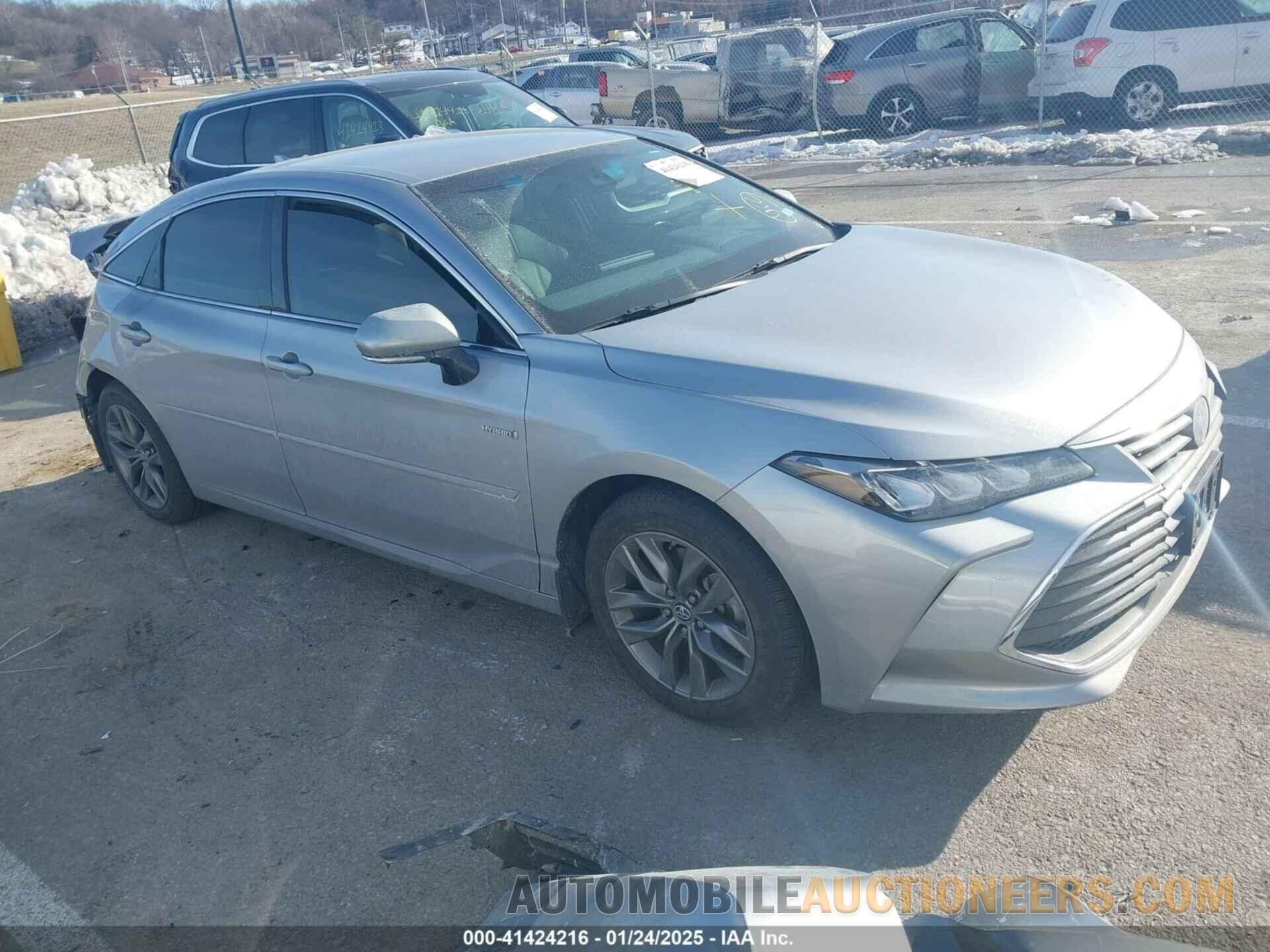 4T1B21FB8KU009988 TOYOTA AVALON HYBRID 2019