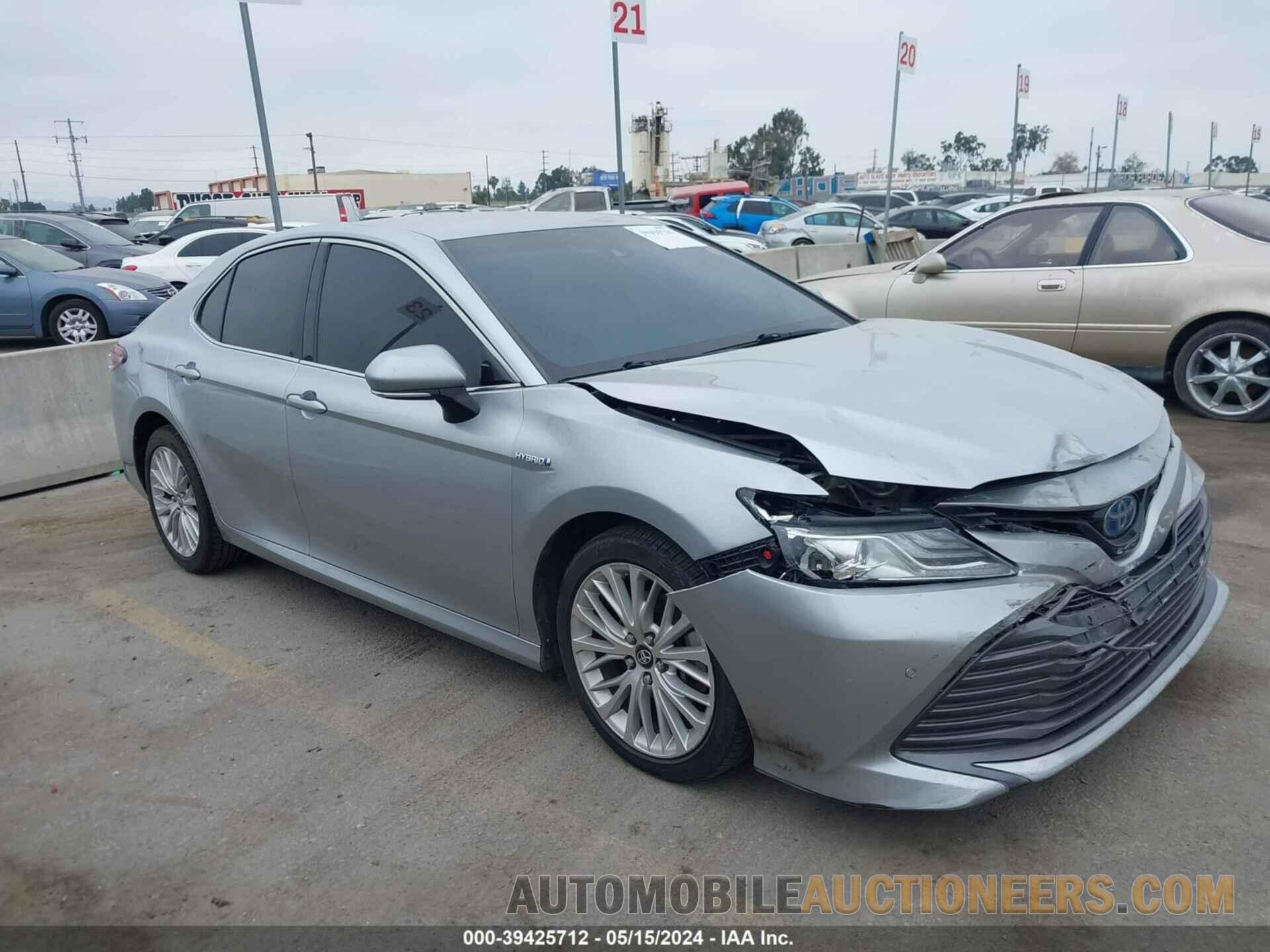 4T1B21HK0JU002657 TOYOTA CAMRY 2018