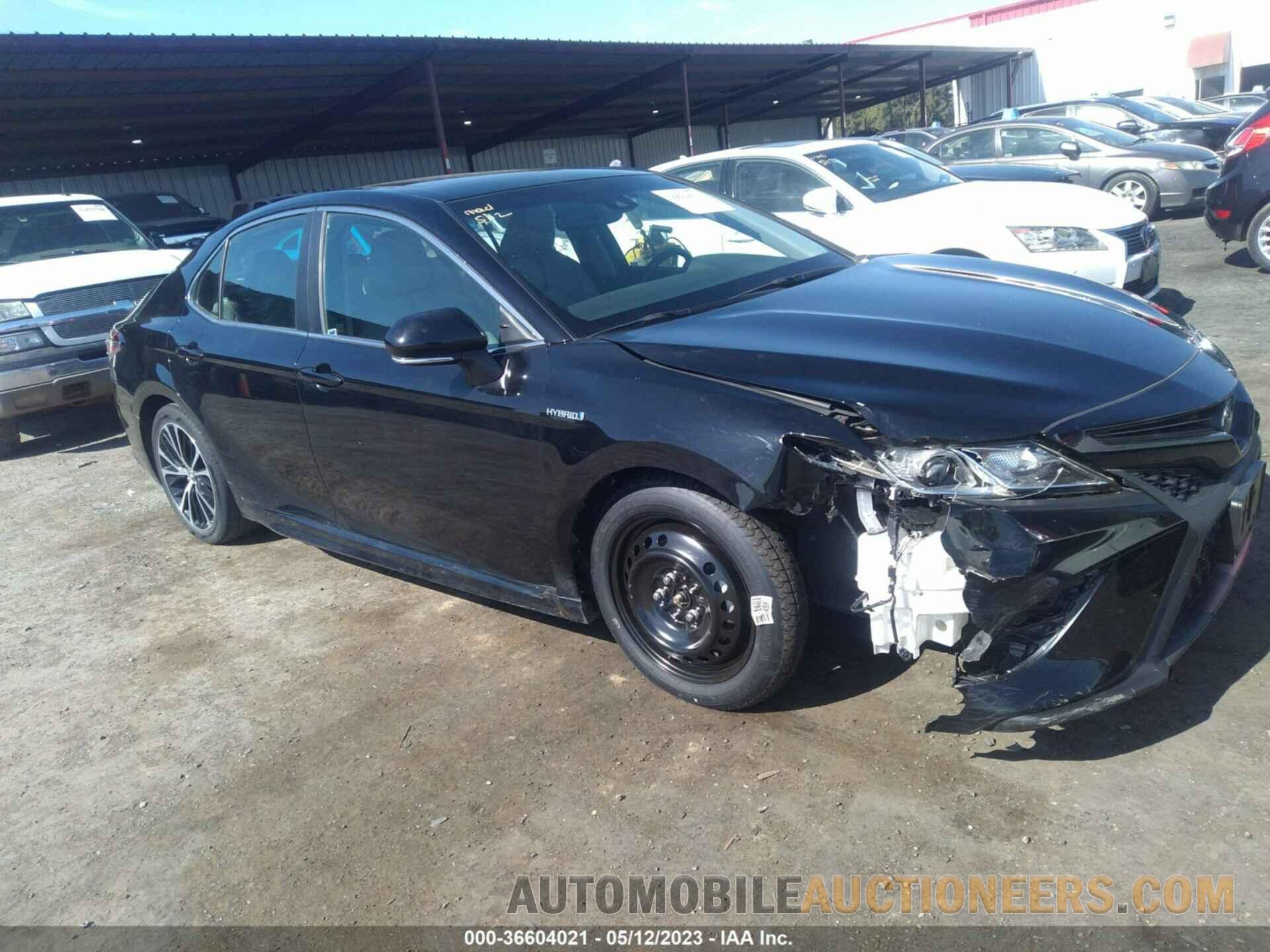 4T1B21HK0JU003081 TOYOTA CAMRY 2018