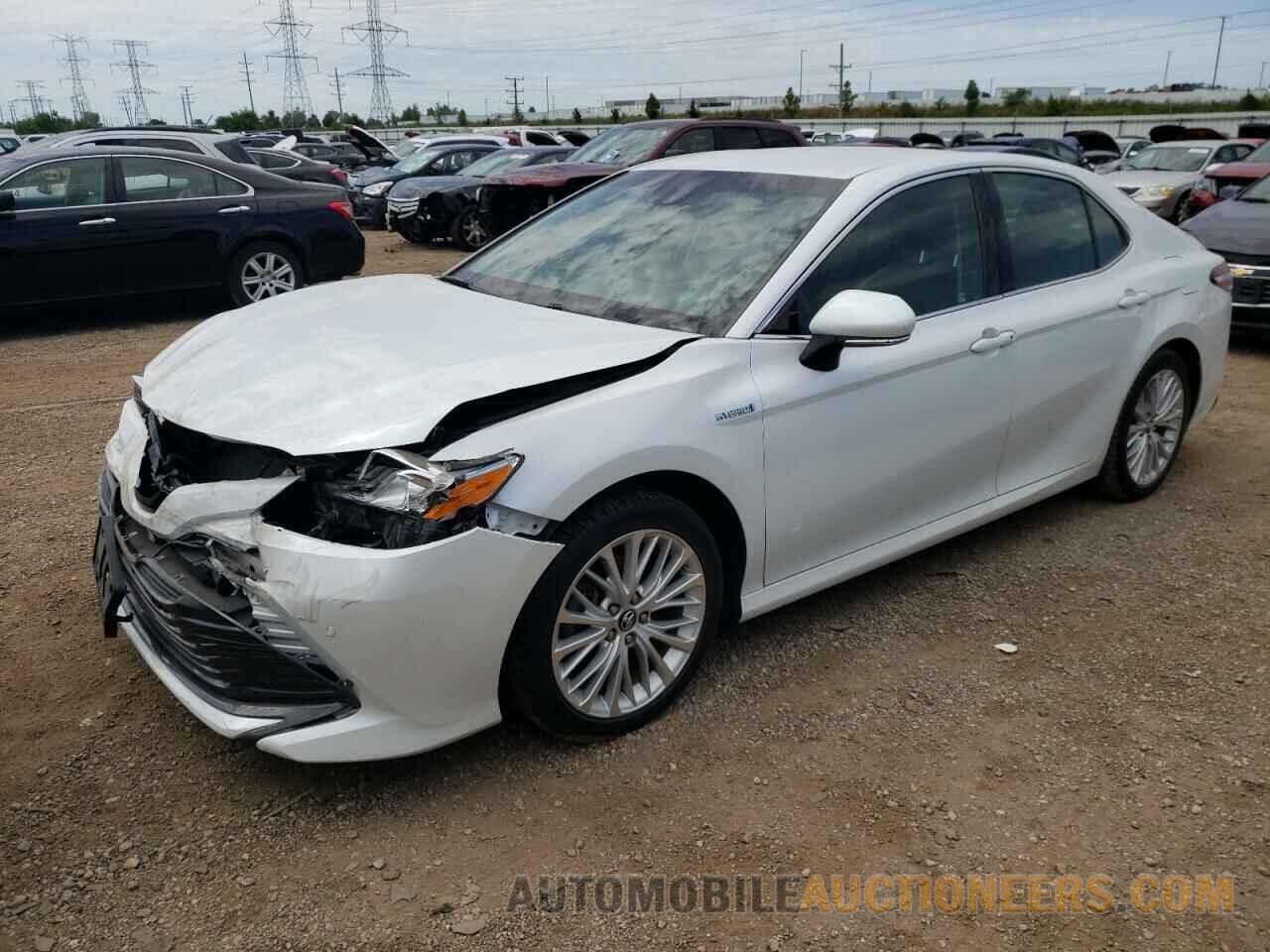 4T1B21HK0JU003159 TOYOTA CAMRY 2018