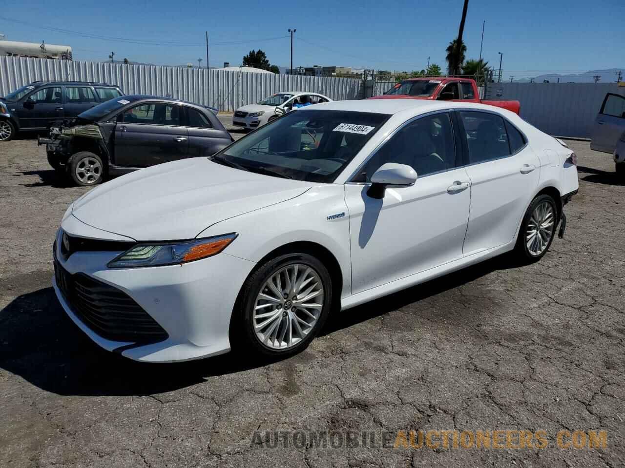 4T1B21HK0JU009026 TOYOTA CAMRY 2018