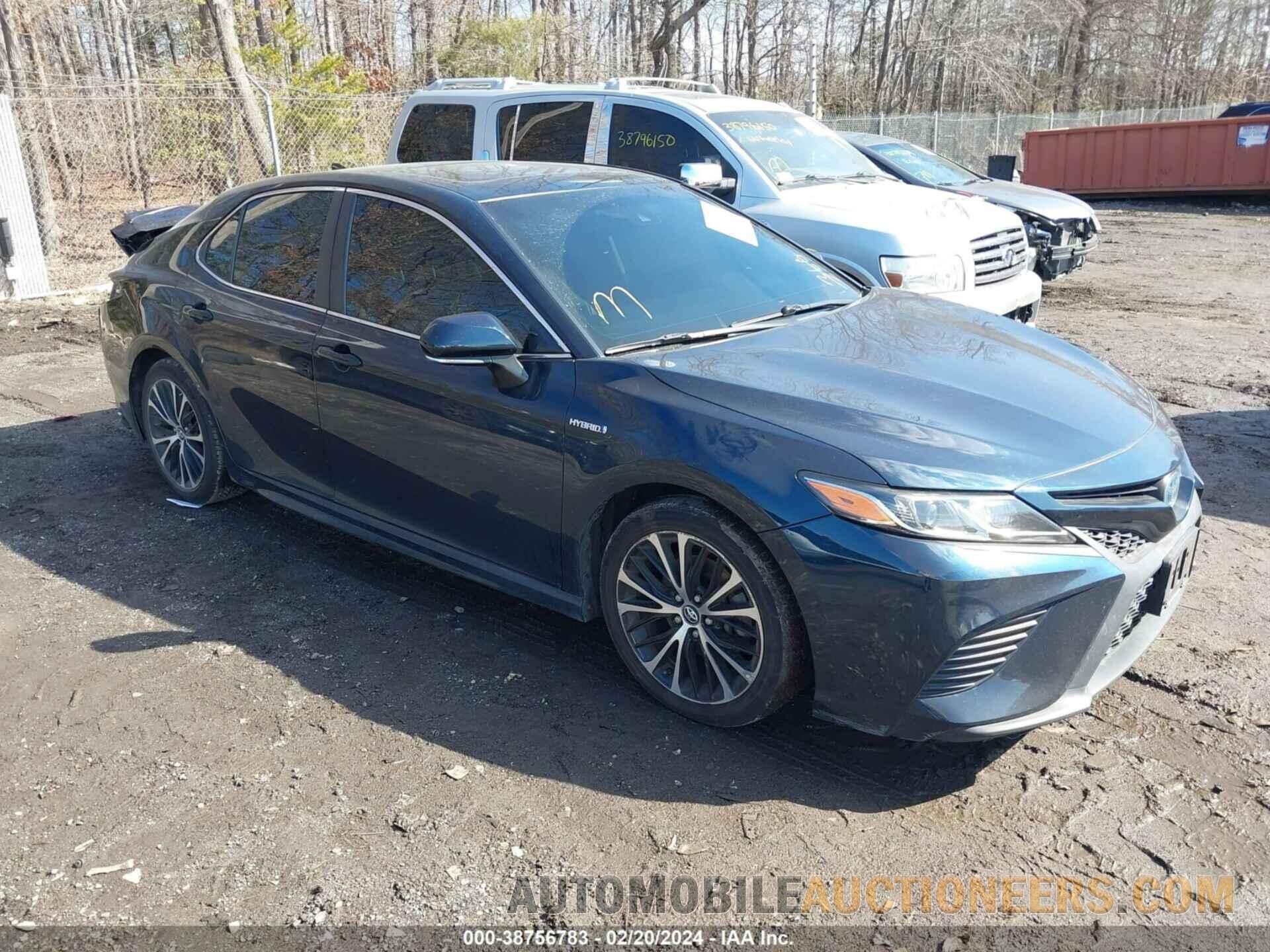 4T1B21HK0JU501510 TOYOTA CAMRY HYBRID 2018