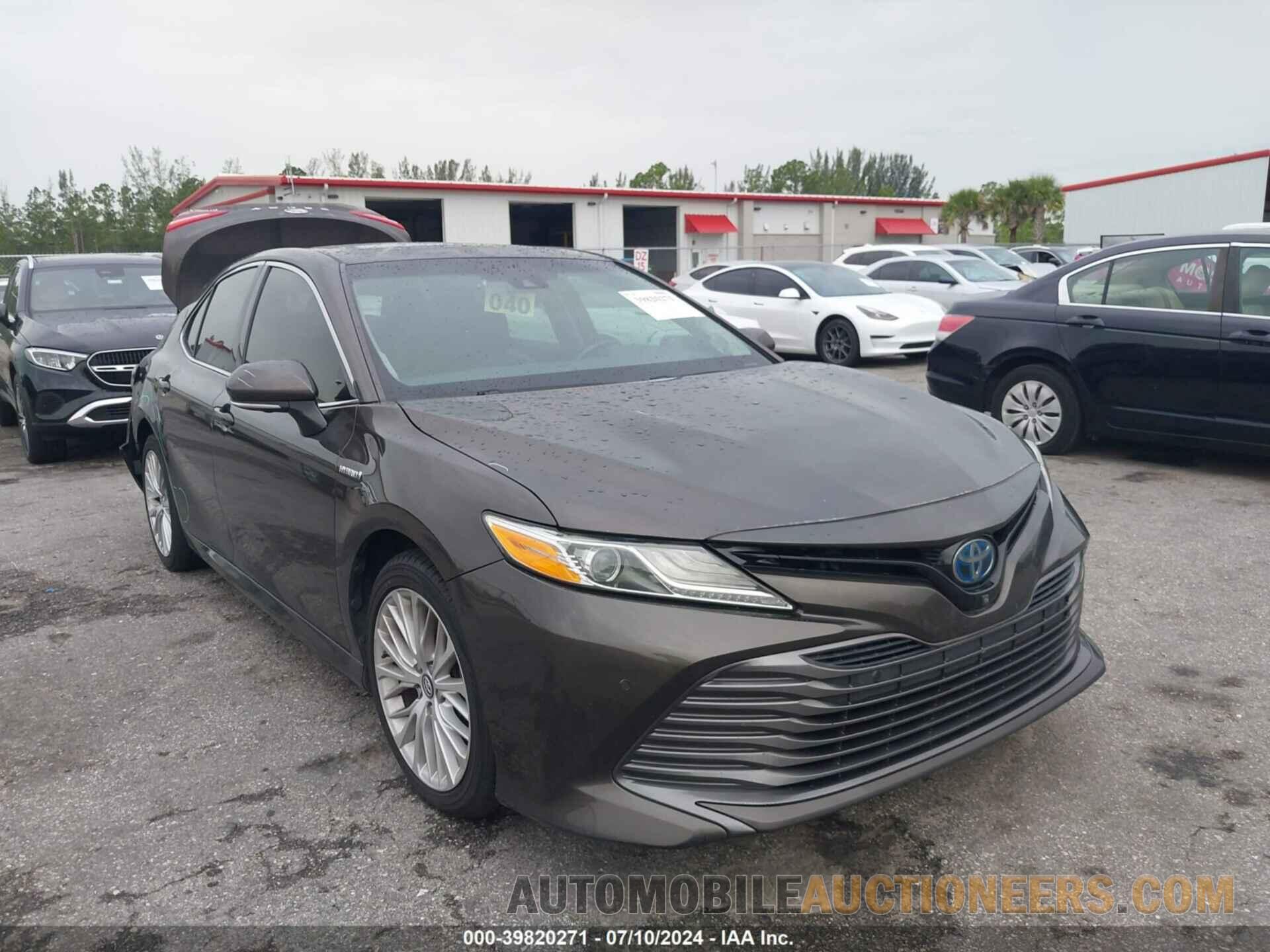 4T1B21HK0JU503161 TOYOTA CAMRY HYBRID 2018