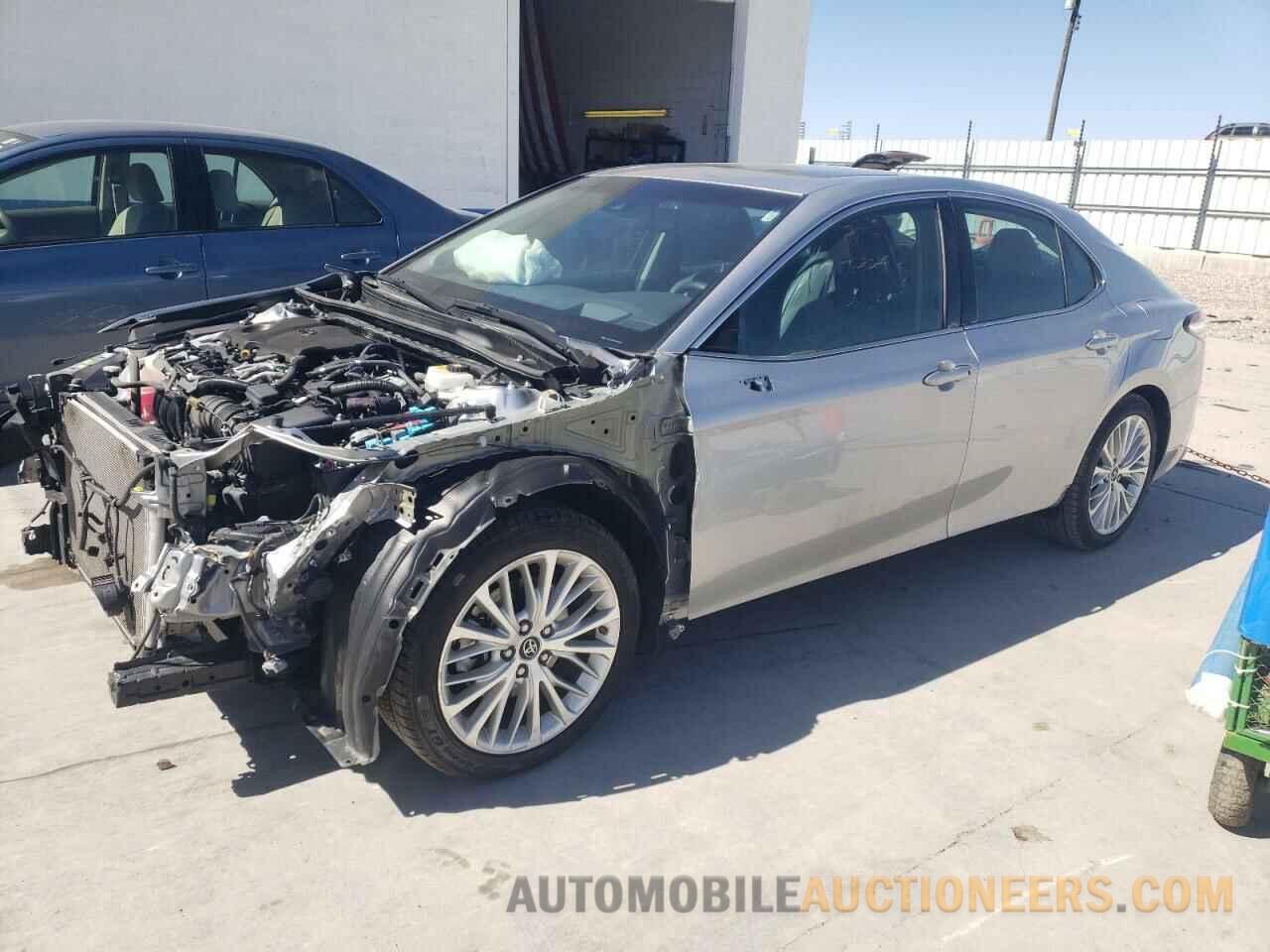 4T1B21HK0JU506495 TOYOTA CAMRY 2018