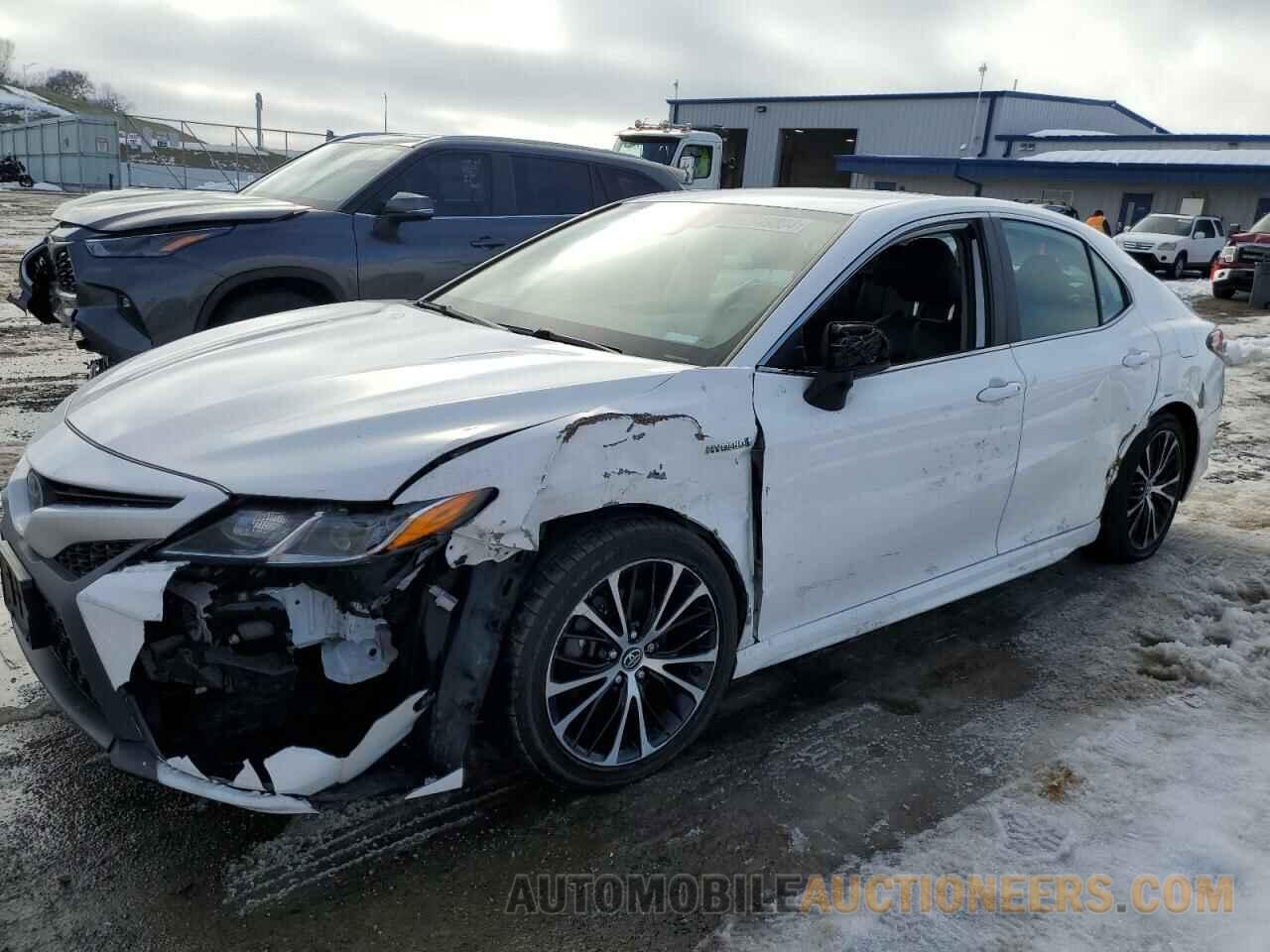 4T1B21HK0KU011098 TOYOTA CAMRY 2019