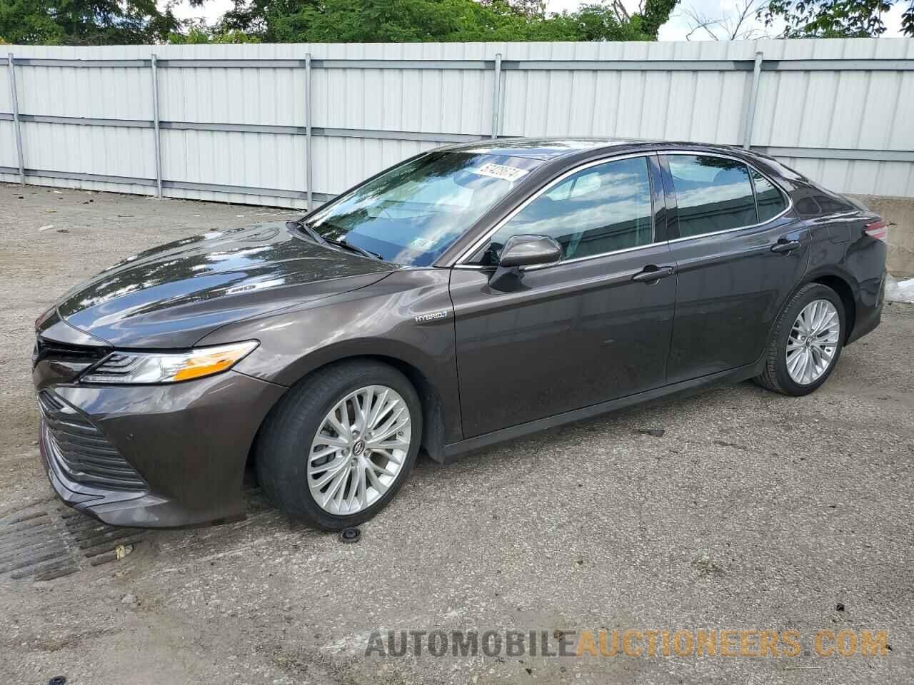 4T1B21HK1JU005907 TOYOTA CAMRY 2018