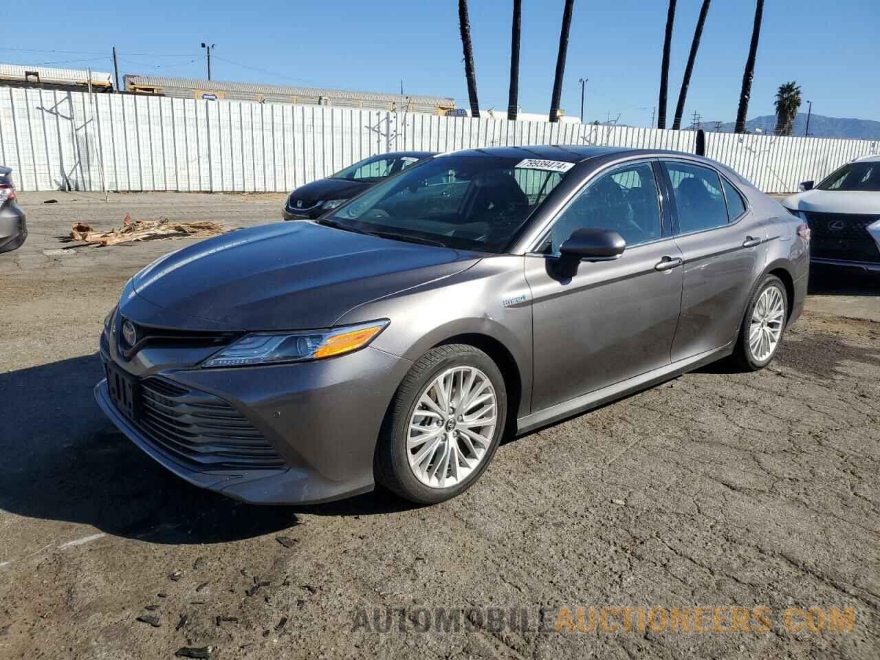 4T1B21HK1JU009648 TOYOTA CAMRY 2018