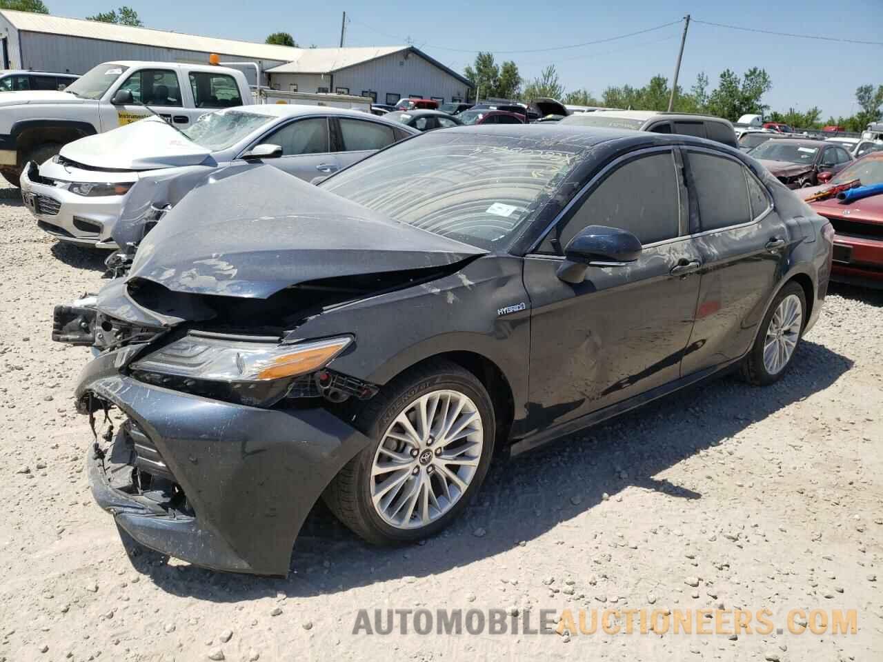 4T1B21HK1JU503265 TOYOTA CAMRY 2018