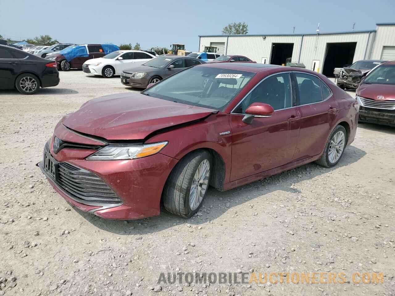 4T1B21HK1JU507204 TOYOTA CAMRY 2018