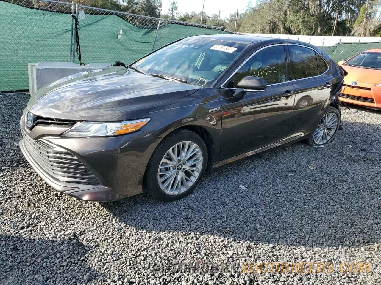 4T1B21HK1KU010333 TOYOTA CAMRY 2019