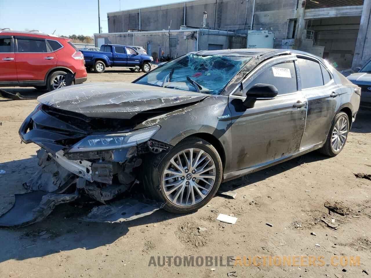 4T1B21HK1KU520665 TOYOTA CAMRY 2019