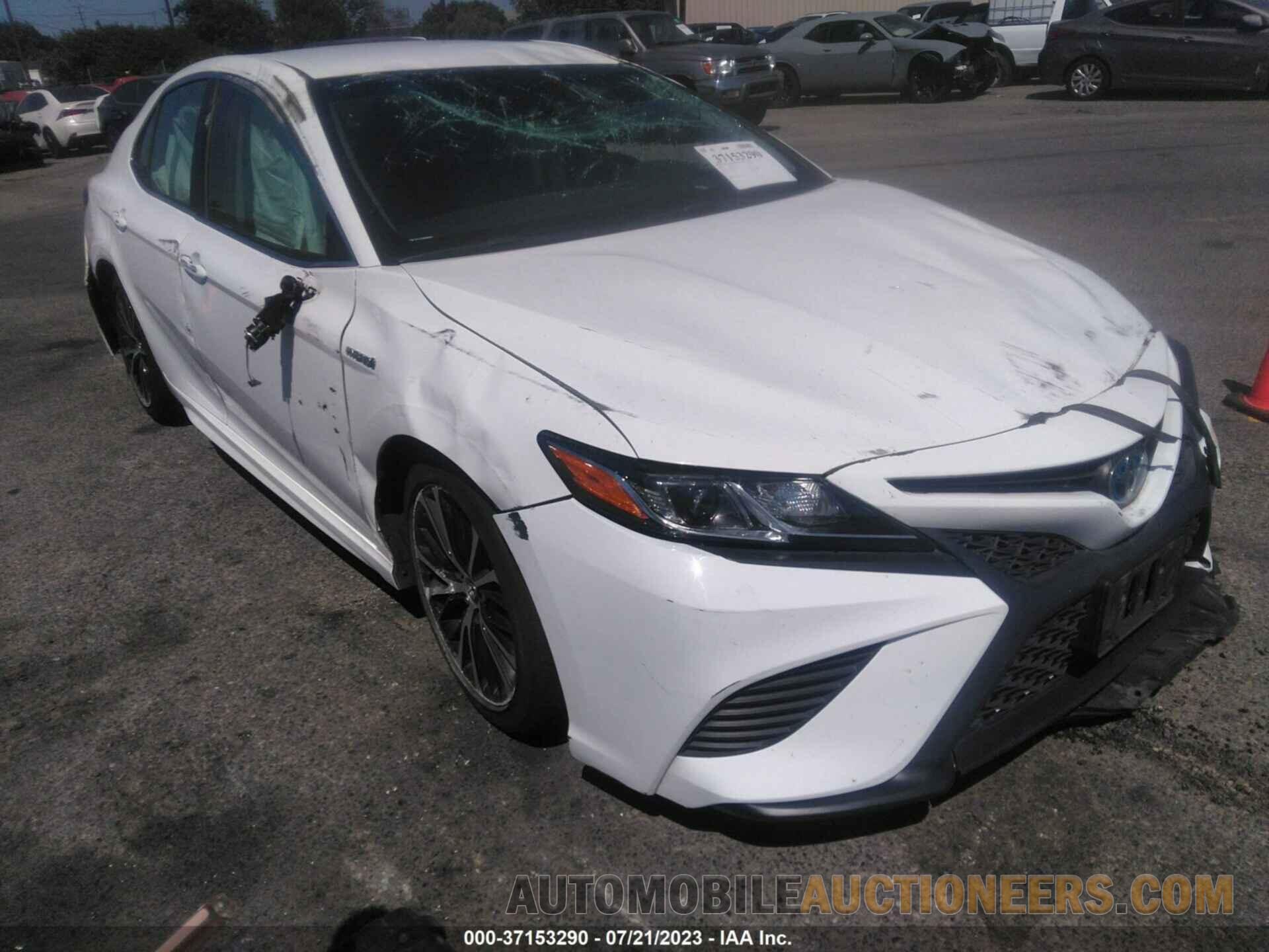 4T1B21HK2JU001669 TOYOTA CAMRY 2018