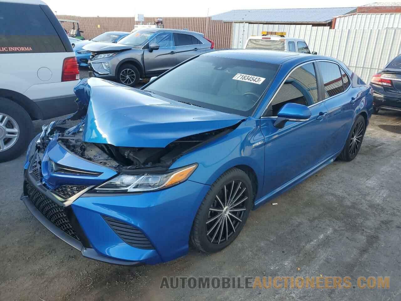 4T1B21HK2JU002501 TOYOTA CAMRY 2018