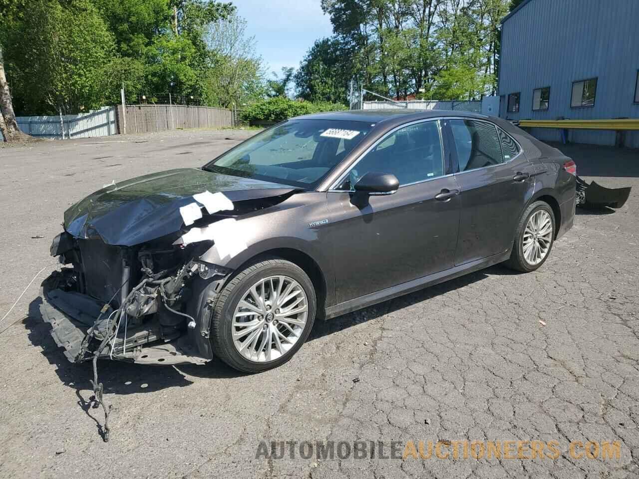 4T1B21HK2JU005463 TOYOTA CAMRY 2018