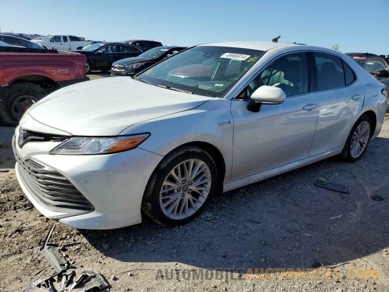 4T1B21HK2JU006550 TOYOTA CAMRY 2018