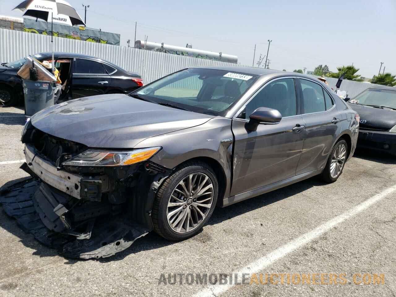 4T1B21HK2JU501203 TOYOTA CAMRY 2018