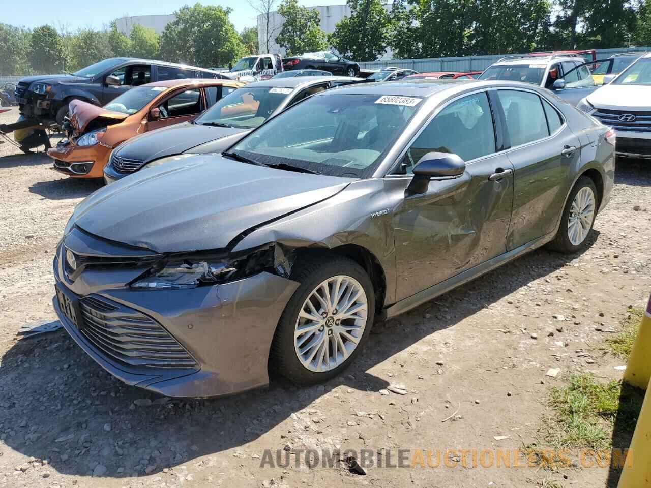 4T1B21HK2JU504893 TOYOTA CAMRY 2018