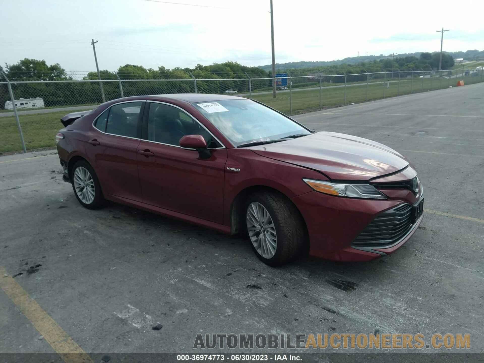 4T1B21HK2JU510239 TOYOTA CAMRY 2018