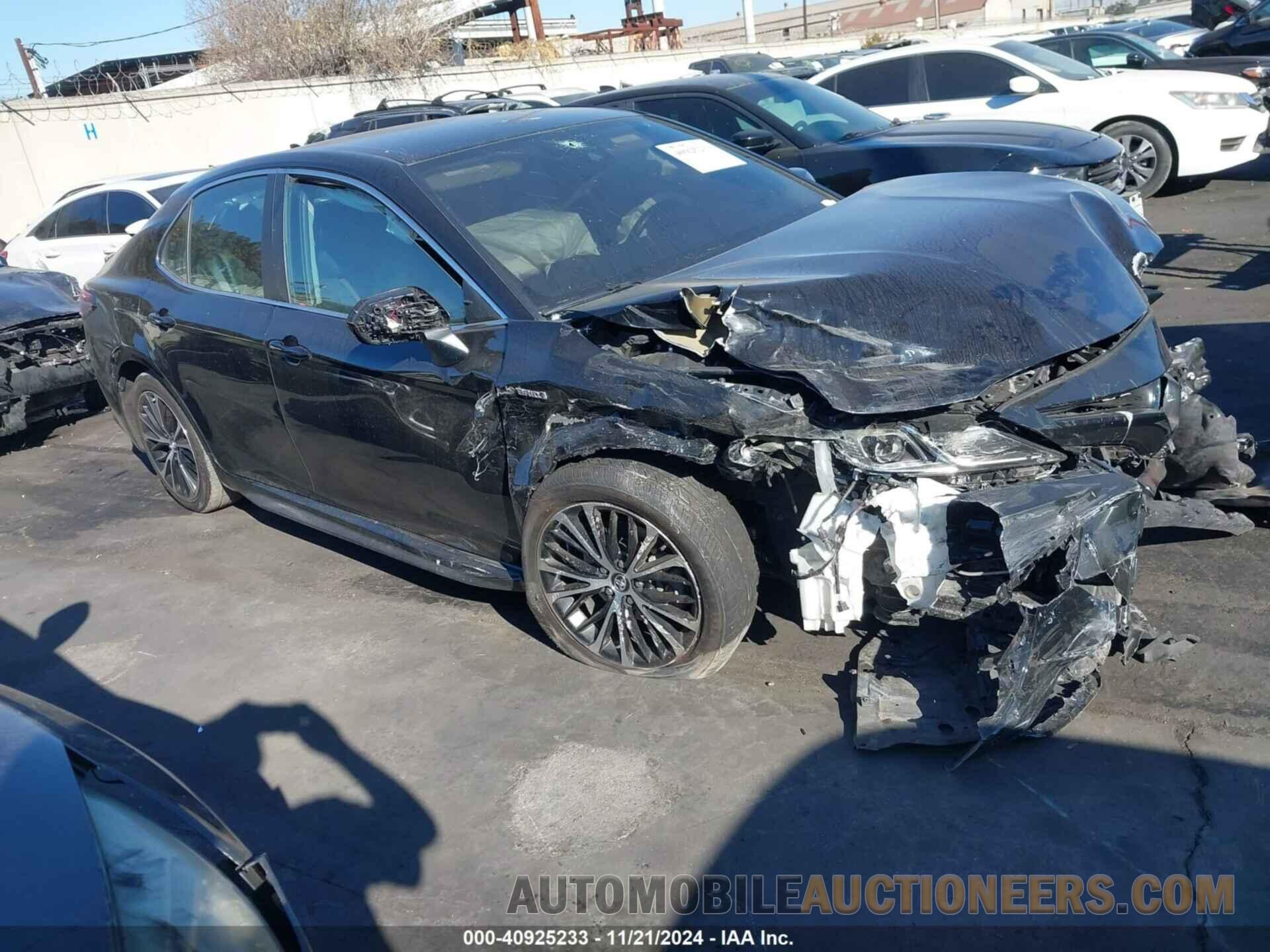 4T1B21HK2KU518682 TOYOTA CAMRY 2019