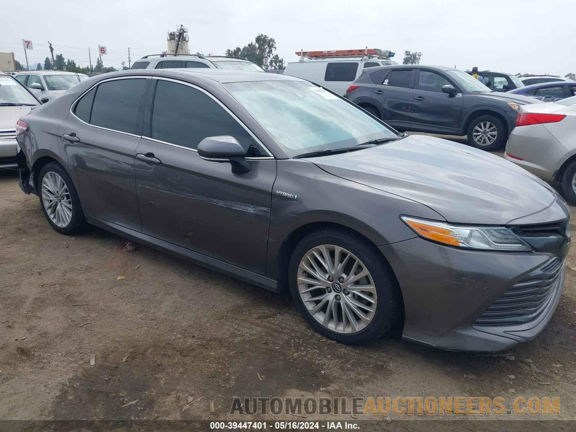 4T1B21HK3JU003527 TOYOTA CAMRY HYBRID 2018