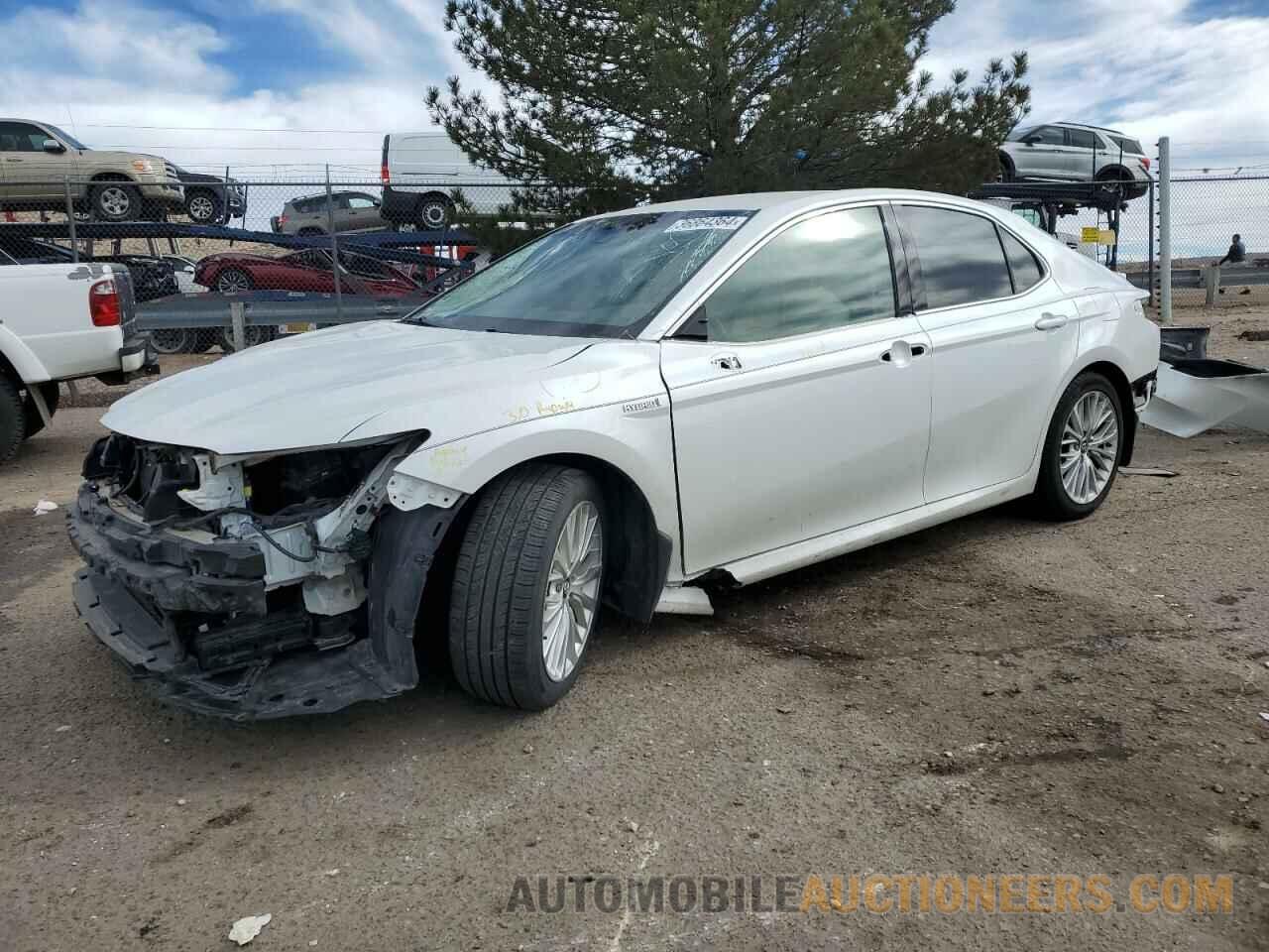 4T1B21HK3JU005326 TOYOTA CAMRY 2018