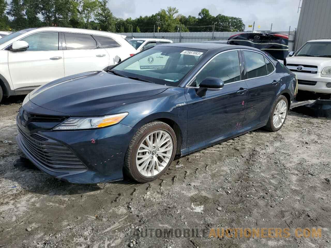 4T1B21HK3JU500870 TOYOTA CAMRY 2018