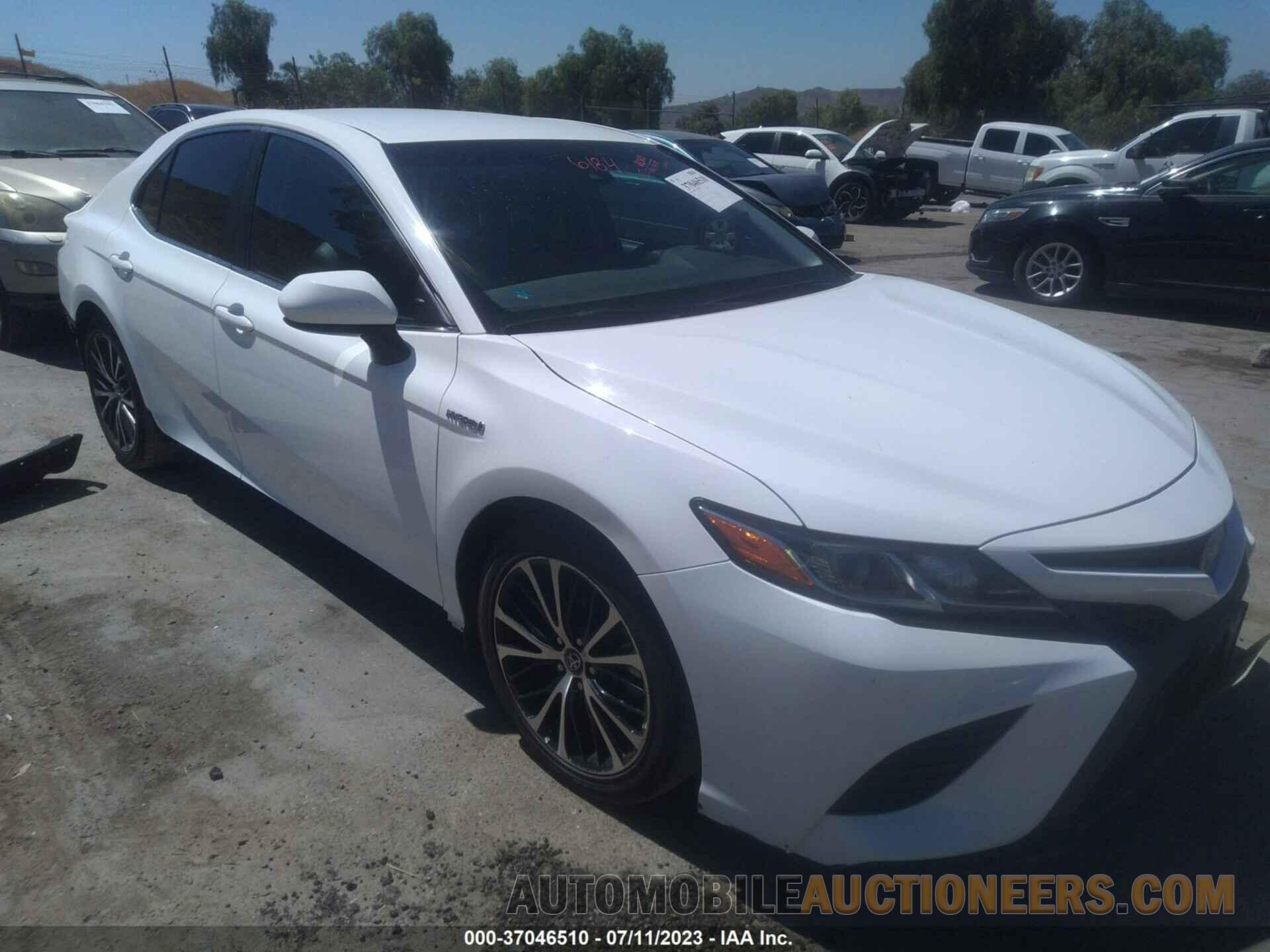 4T1B21HK3JU500903 TOYOTA CAMRY 2018