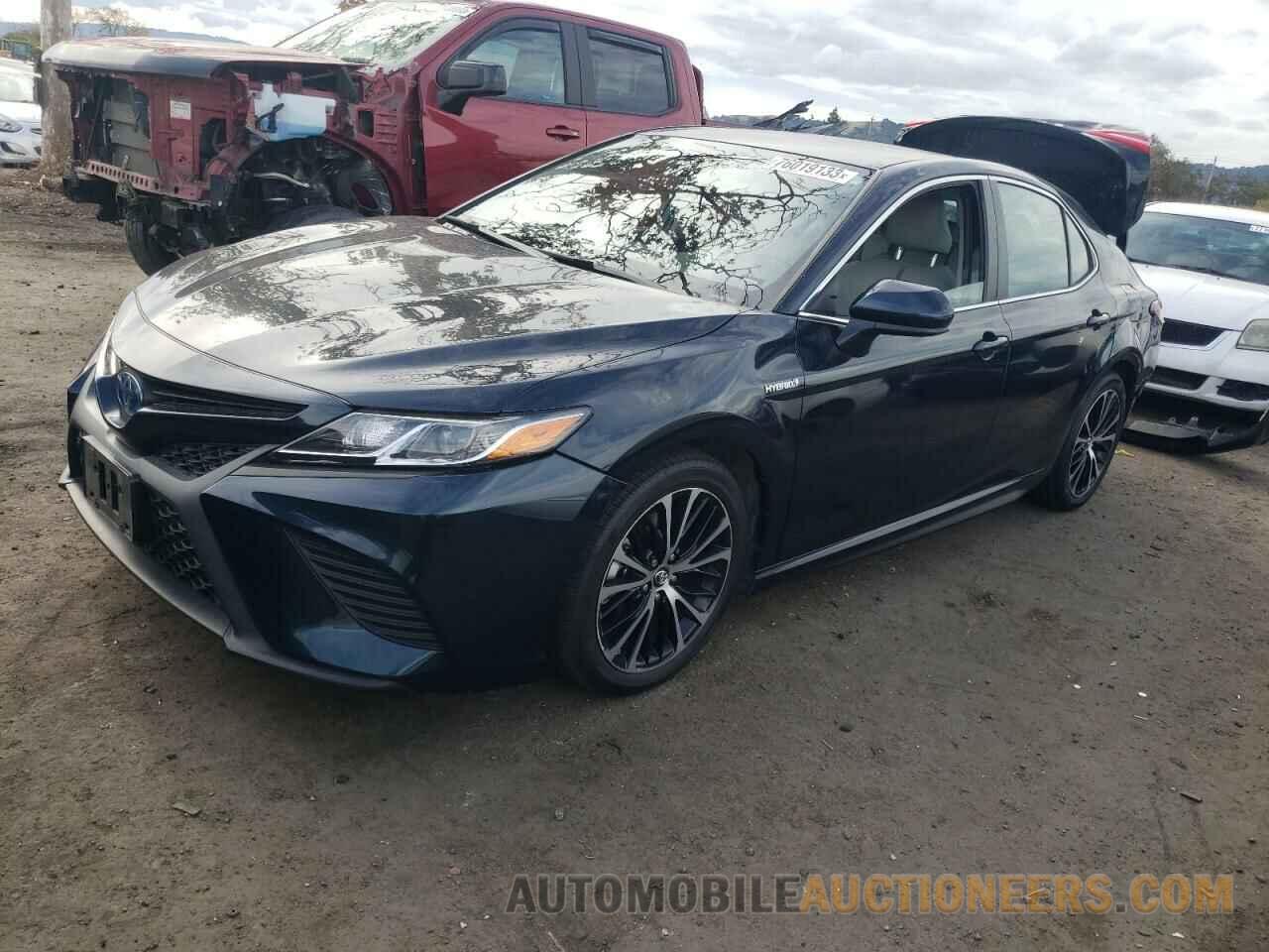 4T1B21HK3JU509584 TOYOTA CAMRY 2018