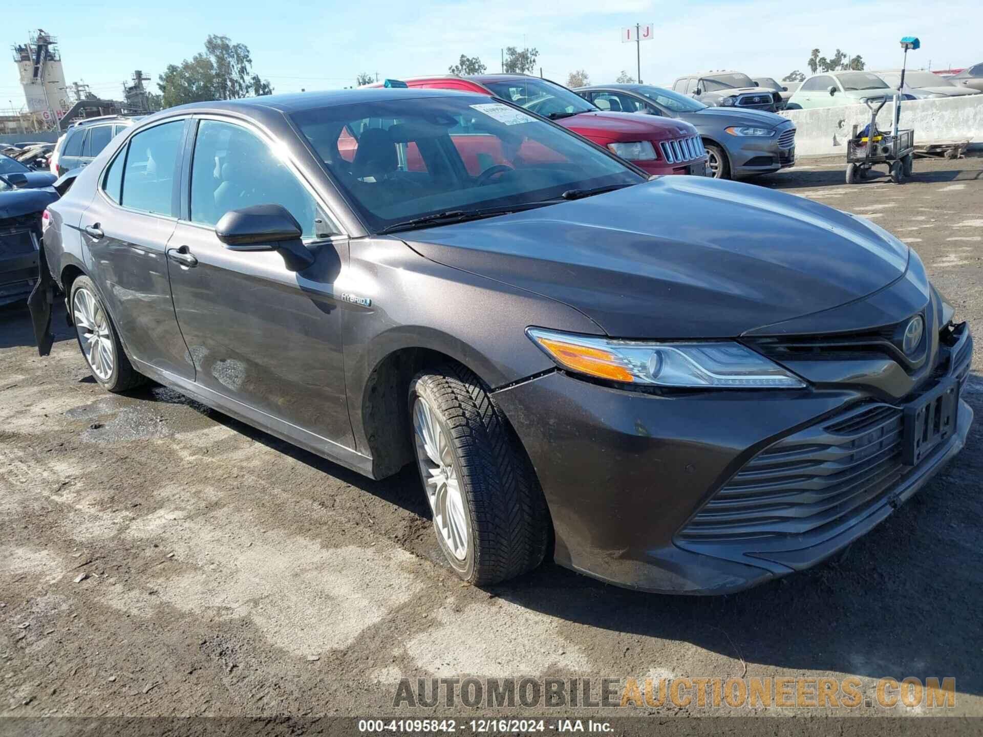 4T1B21HK4JU001091 TOYOTA CAMRY HYBRID 2018