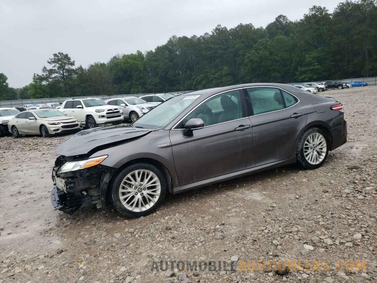 4T1B21HK4JU003763 TOYOTA CAMRY 2018