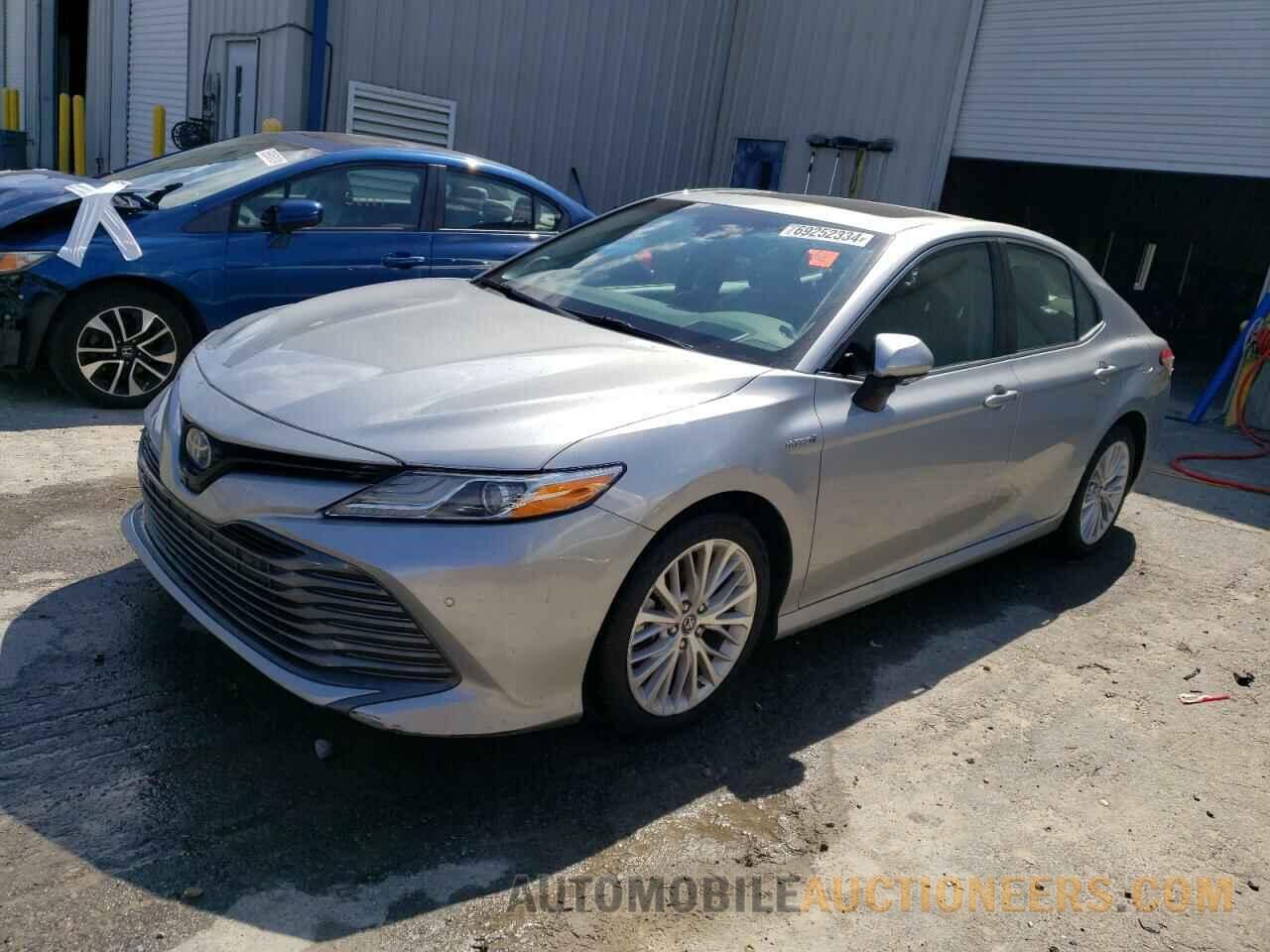 4T1B21HK4JU007666 TOYOTA CAMRY 2018