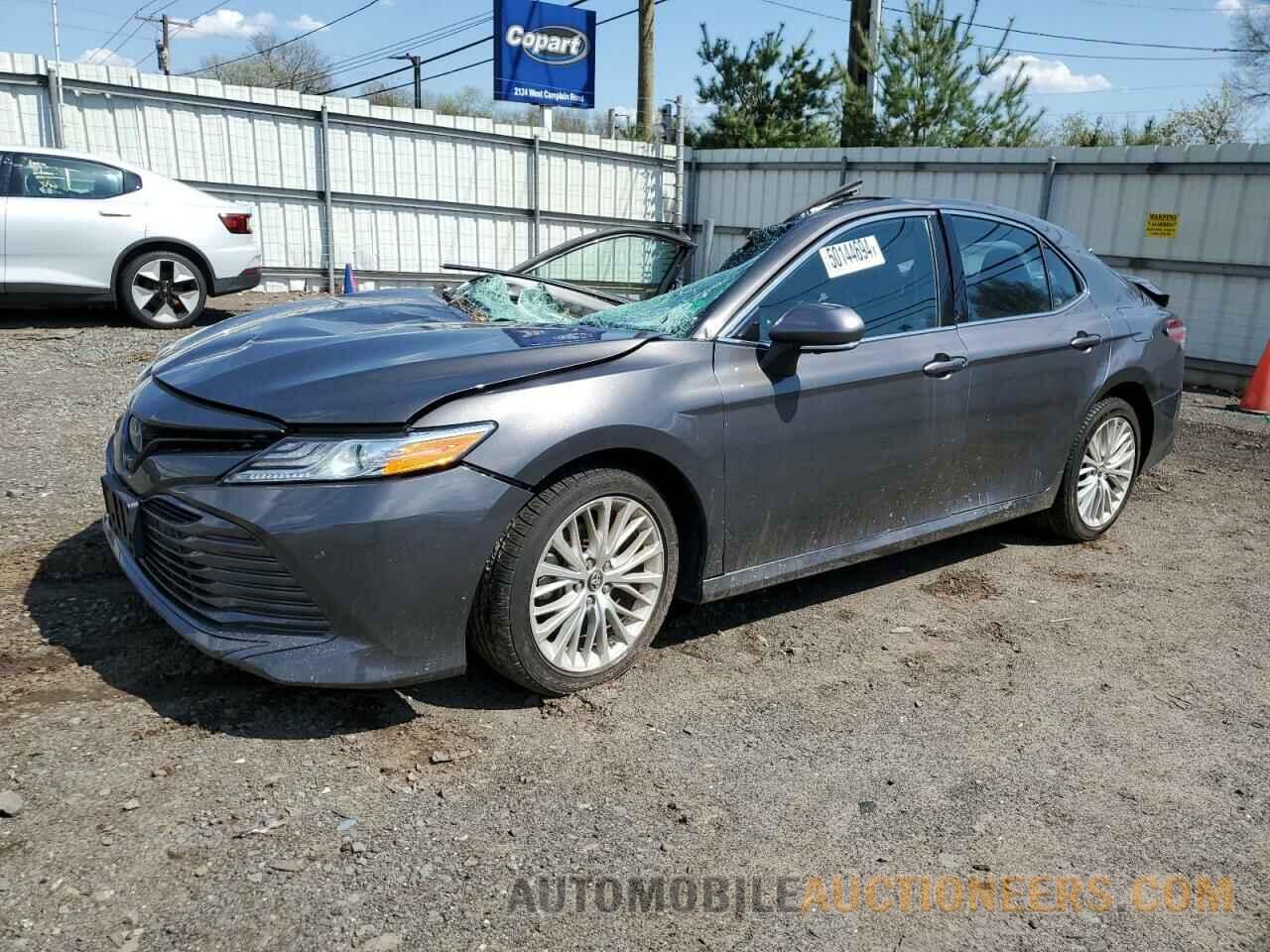 4T1B21HK4JU504913 TOYOTA CAMRY 2018