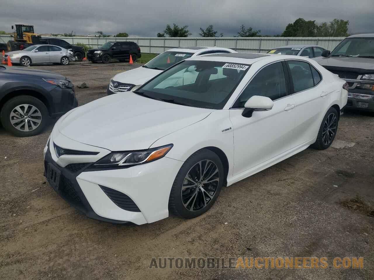 4T1B21HK4JU507570 TOYOTA CAMRY 2018