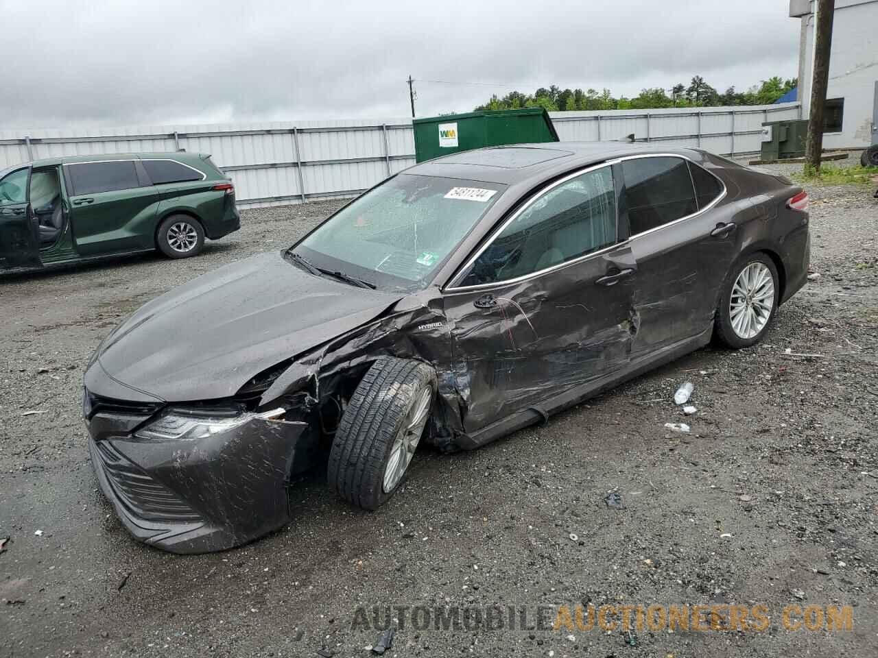 4T1B21HK4JU509352 TOYOTA CAMRY 2018