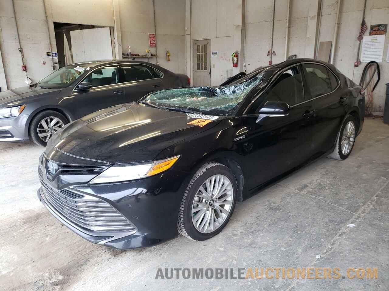 4T1B21HK5JU002914 TOYOTA CAMRY 2018