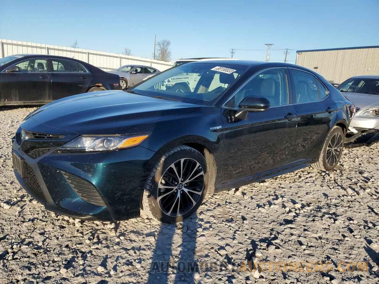 4T1B21HK5JU503611 TOYOTA CAMRY 2018