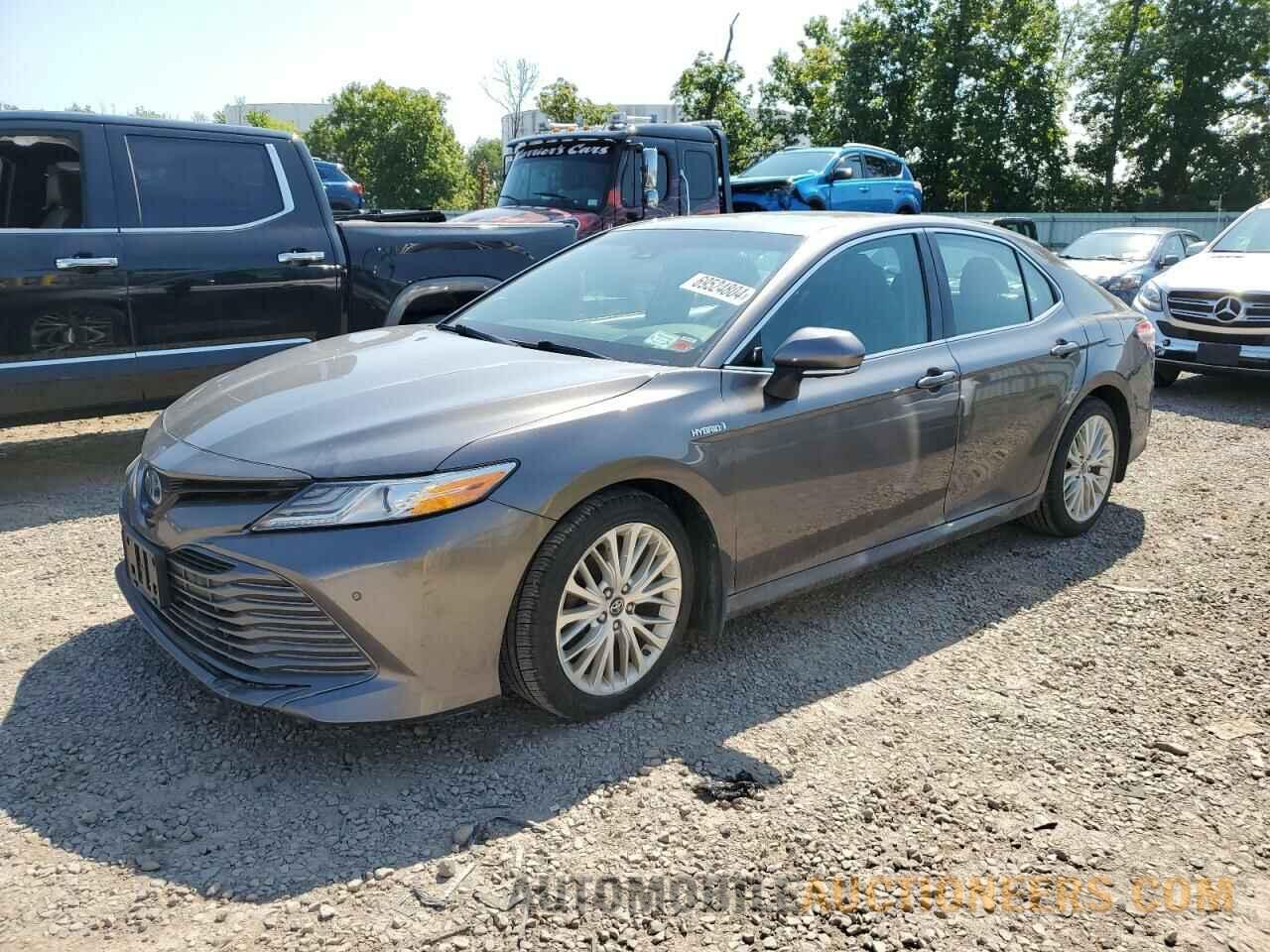 4T1B21HK5JU508405 TOYOTA CAMRY 2018