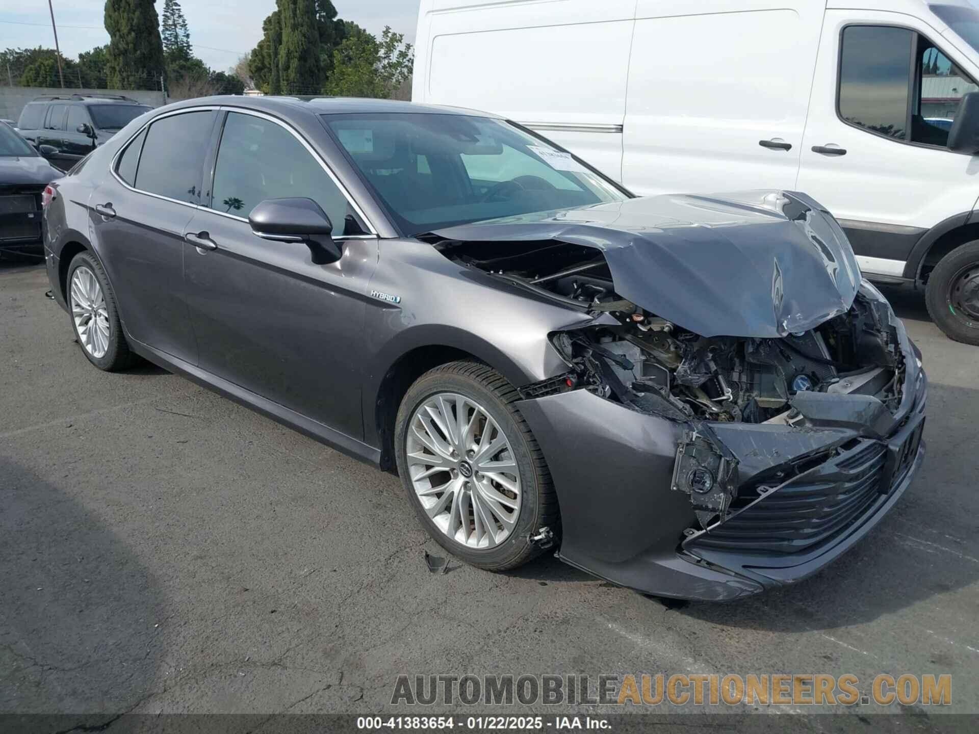 4T1B21HK5KU010898 TOYOTA CAMRY HYBRID 2019