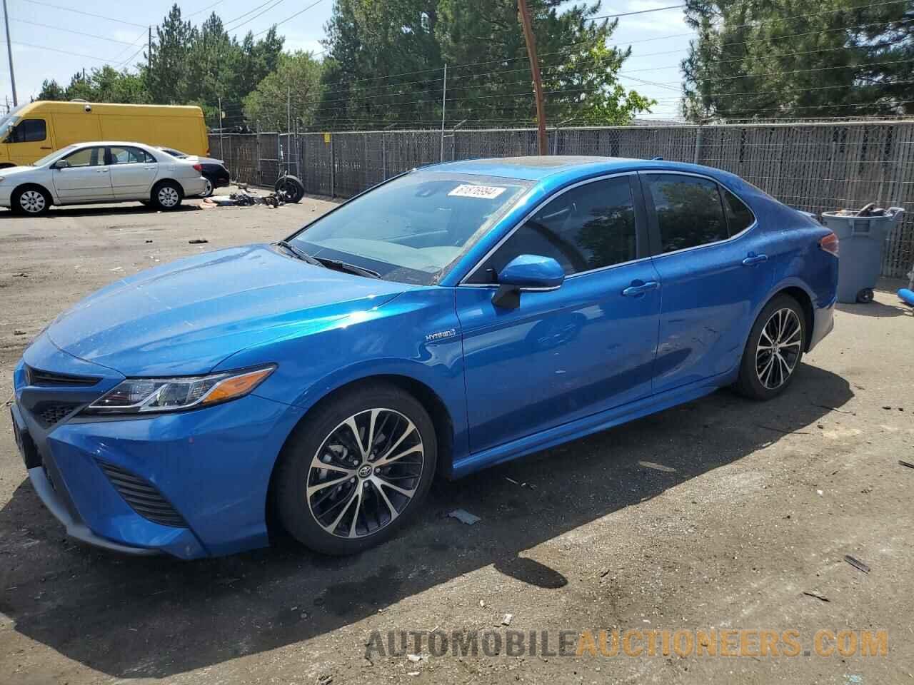 4T1B21HK5KU014028 TOYOTA CAMRY 2019