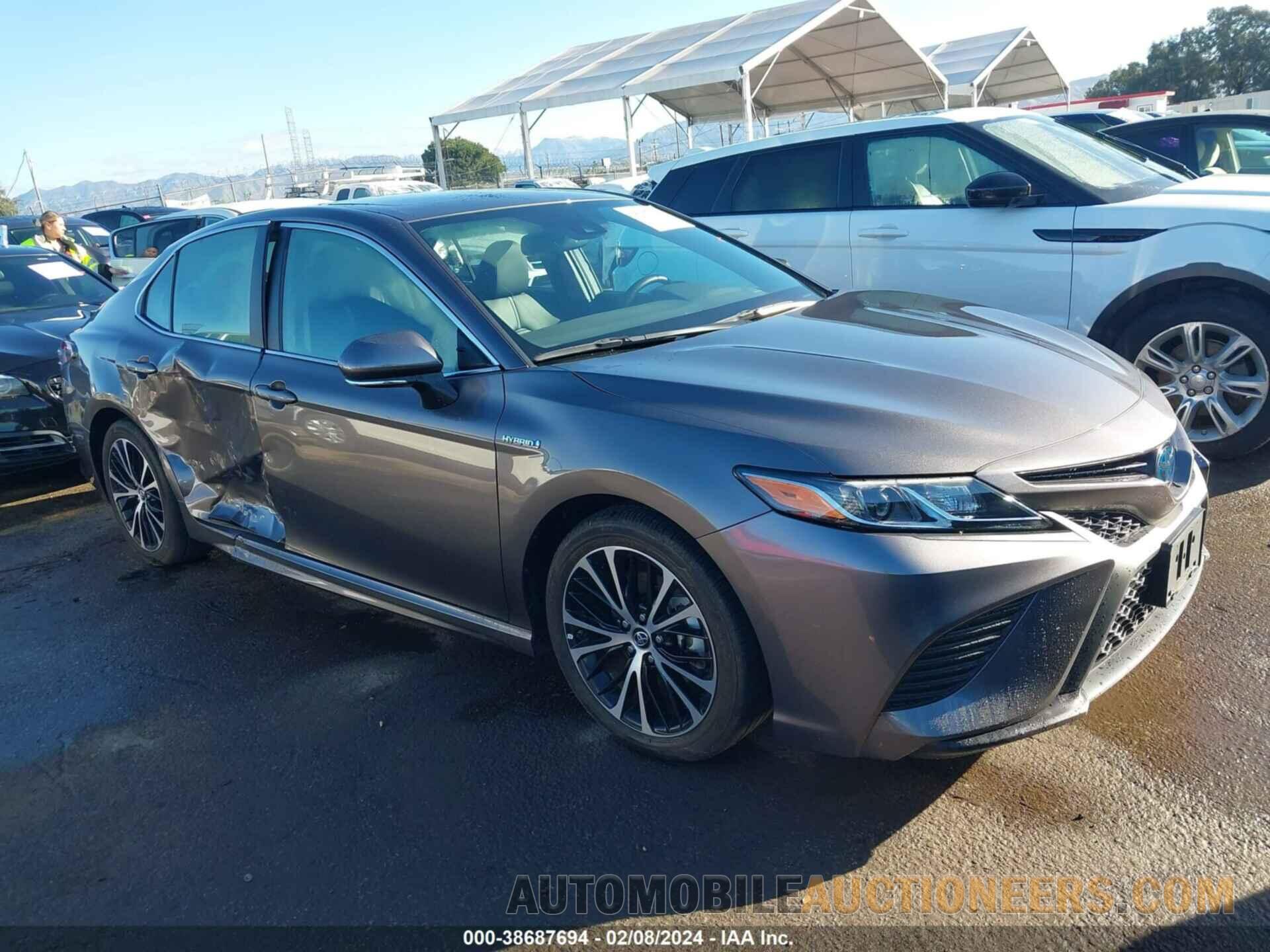 4T1B21HK5KU514027 TOYOTA CAMRY HYBRID 2019